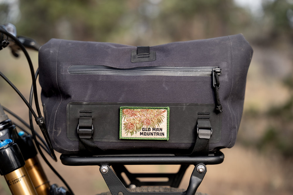 【SPERONE】Square Trunk Bag Chevrolet Pop Up Trunk Organizer with Easy Carry Handles